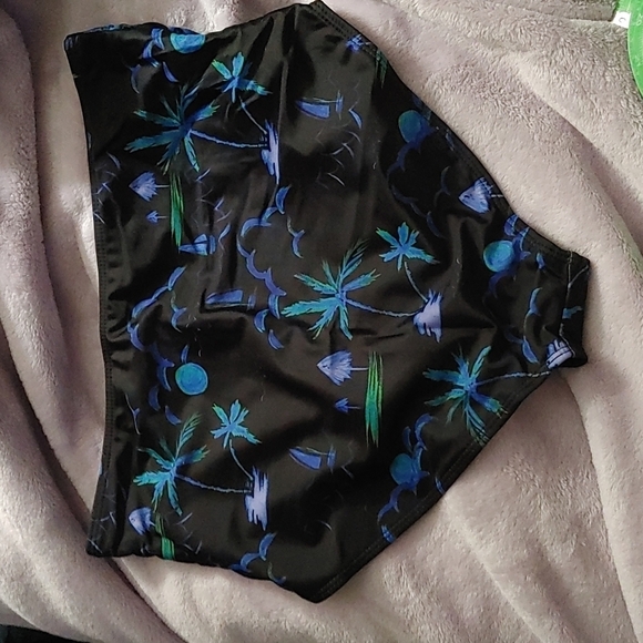 Bikini bottom NWOT - Picture 5 of 5